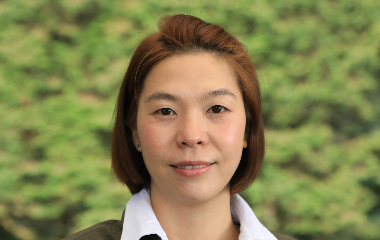 余麗萍